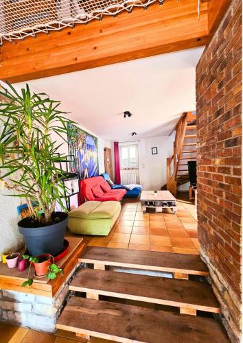 Arbois Apartment | CHEZ Inès - Un lieu de vie en Arbois 2 à 10 personnes