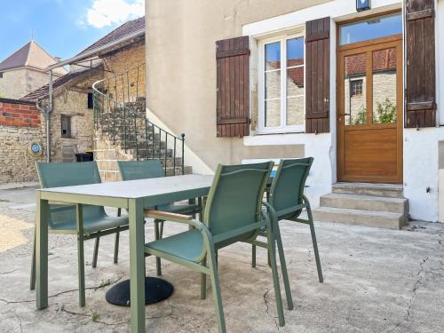 Joux-la-Ville House | Chez Lumael