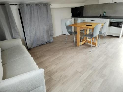 Froideconche House | Chez Mimi 1,7 kilomètres de Luxeuil les Bains