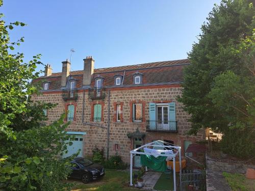 Usson-en-Forez Apartment | Chez Patrice et Marieline F2