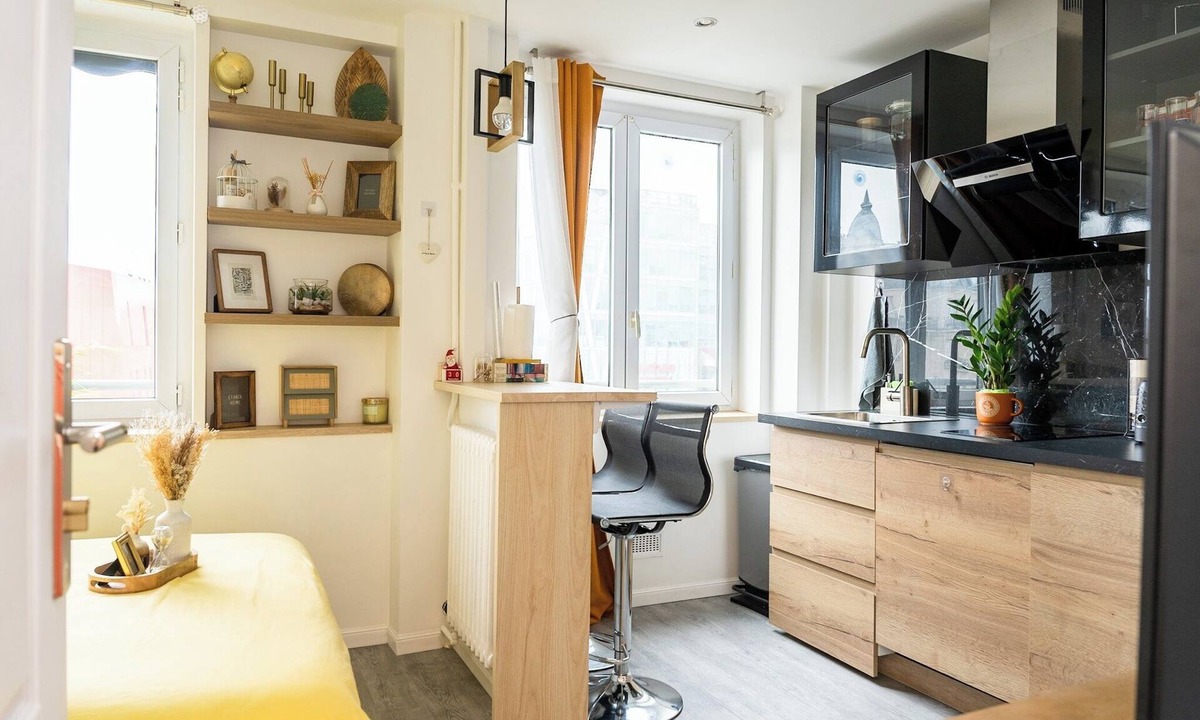 Le Kremlin-Bicetre Apartment | Chic Parisian Apartment - Air-Con, 1-Bed