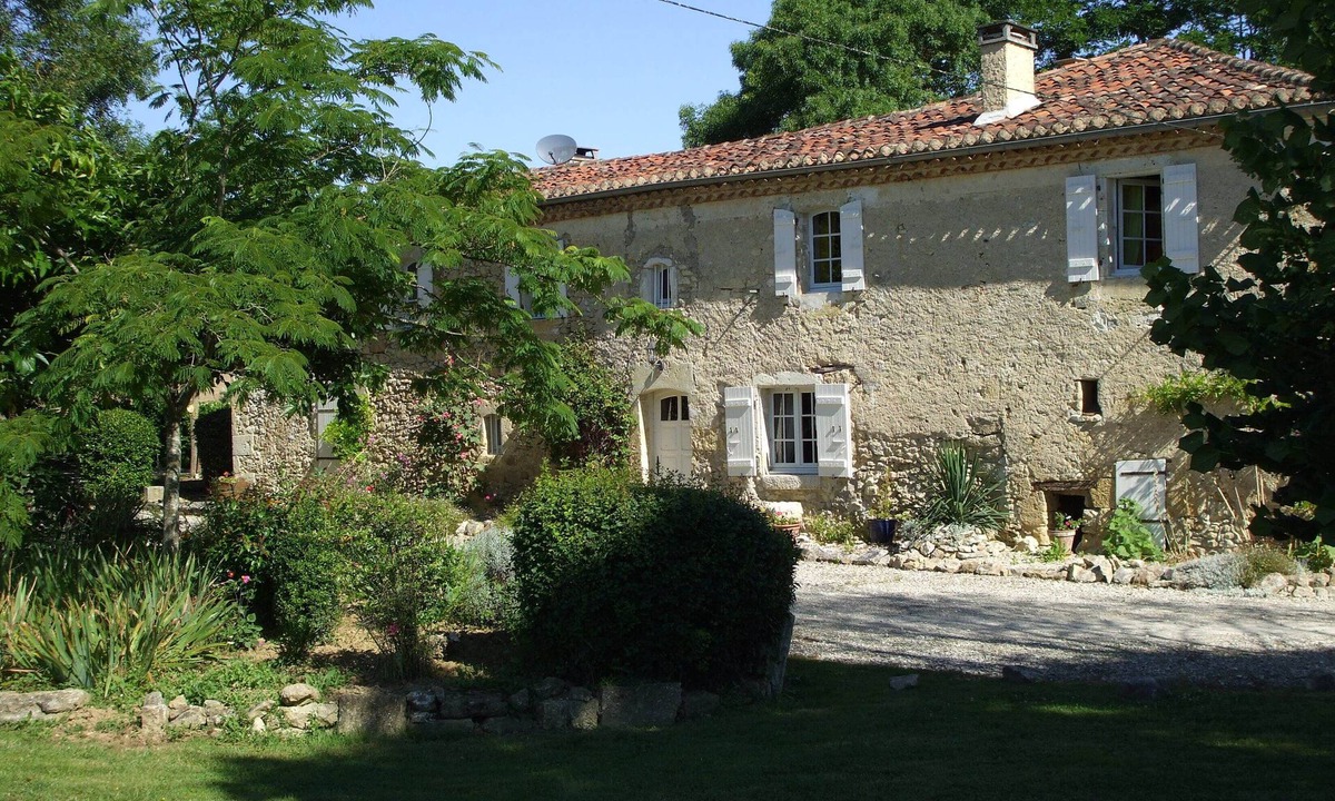 Gers House | Classic, fully renovated Gers farmhouse (c.1790) in a secluded, peaceful valley