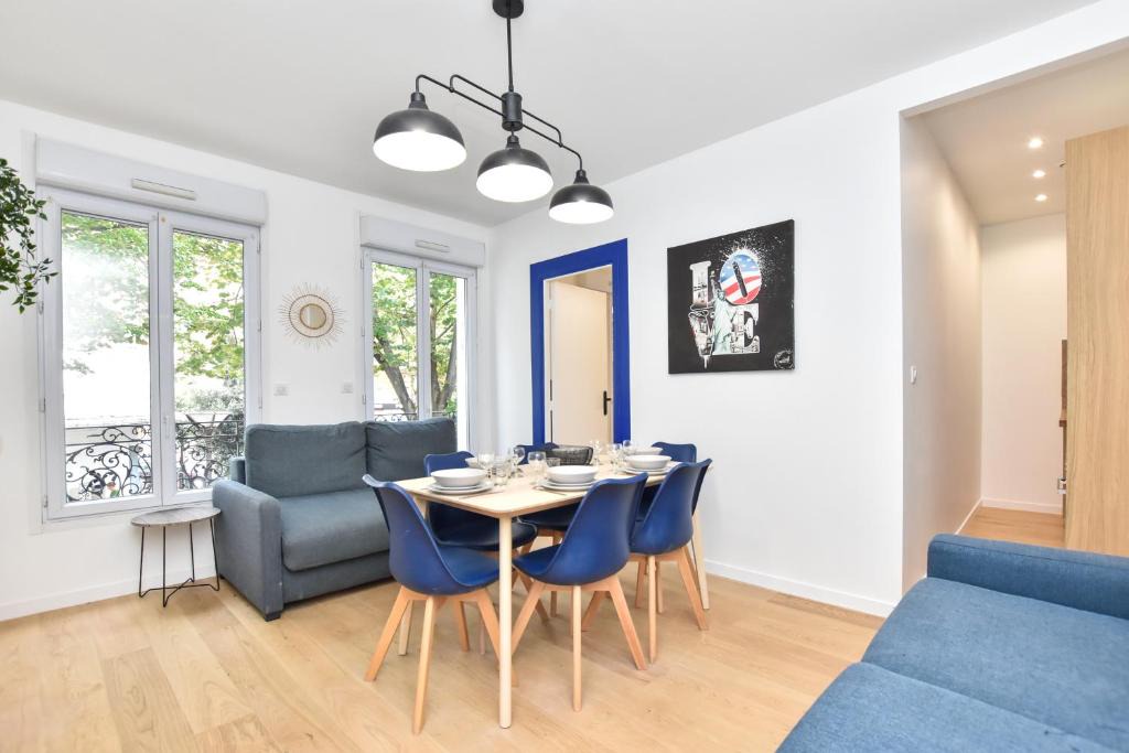 Saint-Fargeau Apartment | CMG Place Saint Fargeau 1