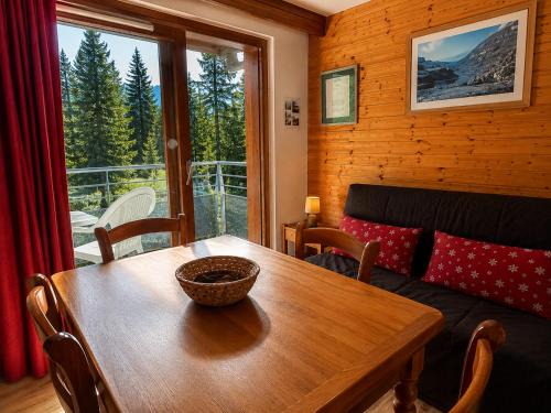 Chamrousse Apartment | Cocon lumineux au cœur des sapins - Balcon et parking