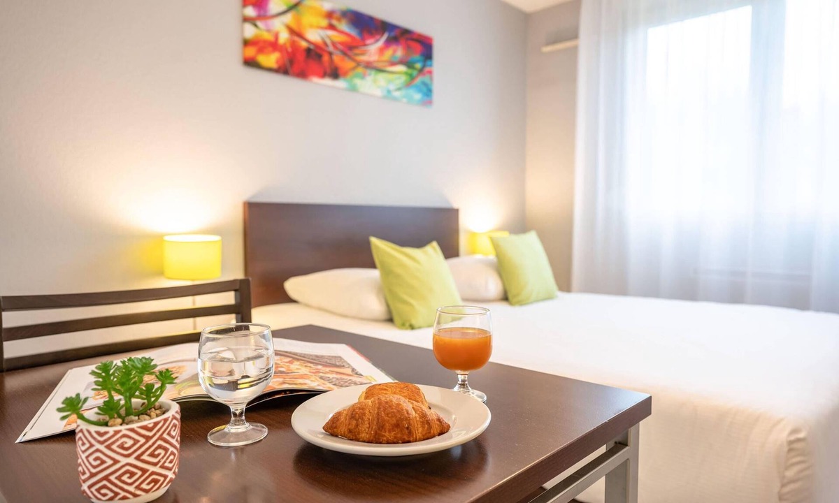 Up 1.5 Saint-Ferreol Apartment | Comfort Aparthotel Besancon La City