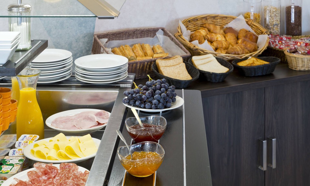 Linas Hotel | Comfort Hotel Linas Montlhery