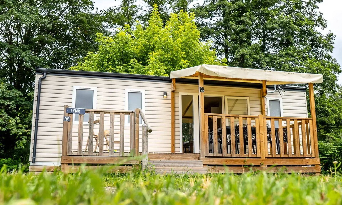 Champagney House | Comfort Mobile Home - 3 Bedrooms, Sleeps 6
