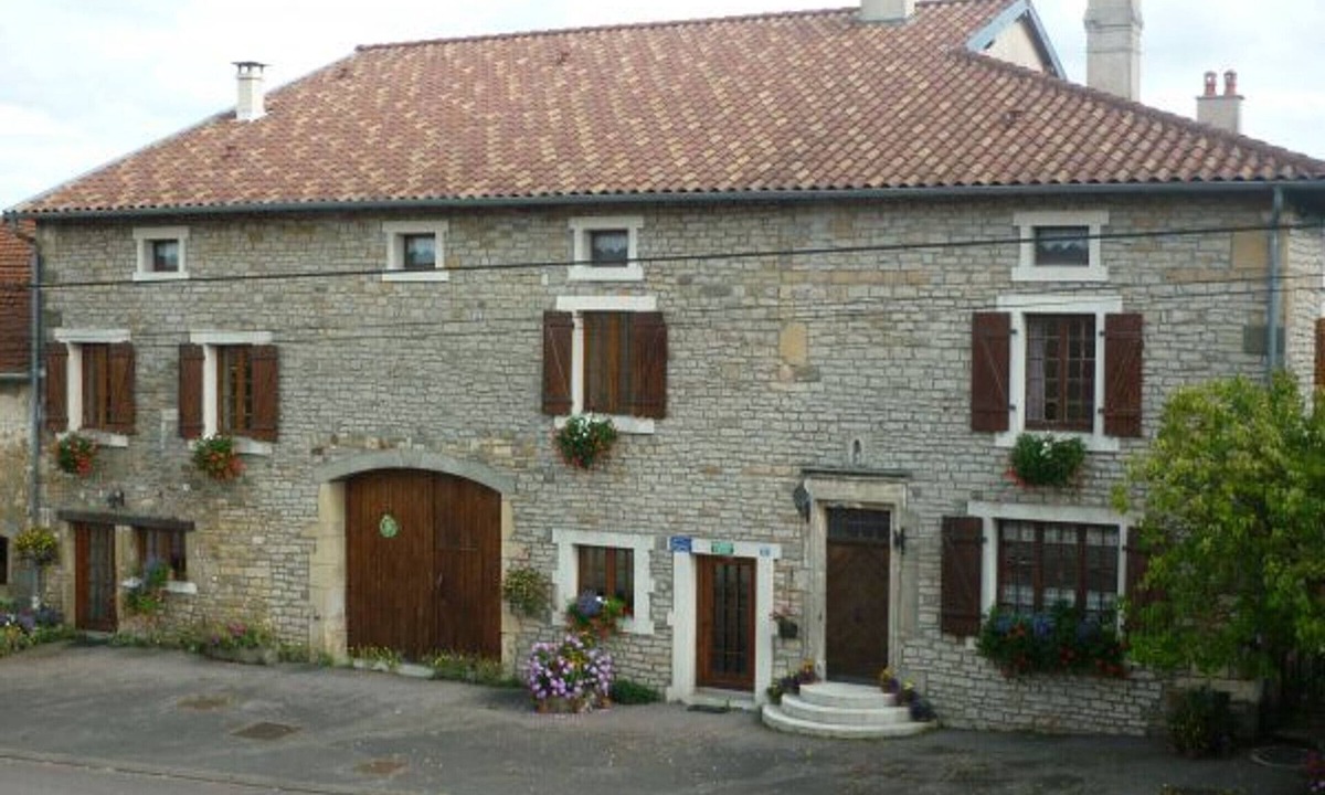 Aingeville Cottage | Comfortable Village Retreat with Garden, Near Vittel Spa