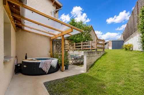 Matour House | Comme à la maison !