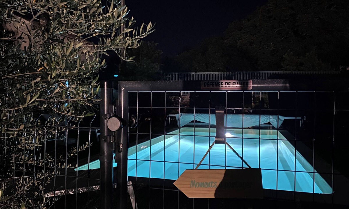 Bollene Apartment | Cosy and bright gîte with private pool for rent
