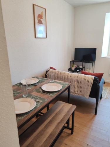 Seloncourt Apartment | Cosy appartement calme et tout équipé idéal seul ou en couple