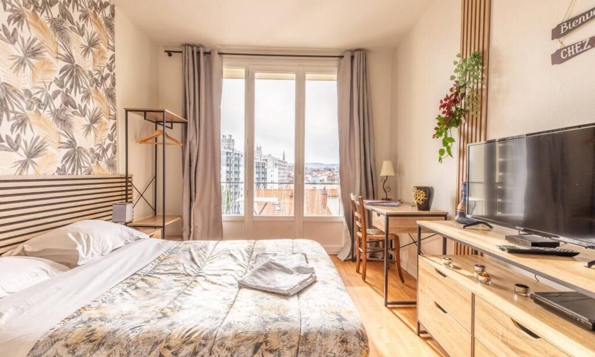 Montjuzet Apartment | Cosy T1 "lavoisier" Tout Équipée Avec Balcon Cl-fd
