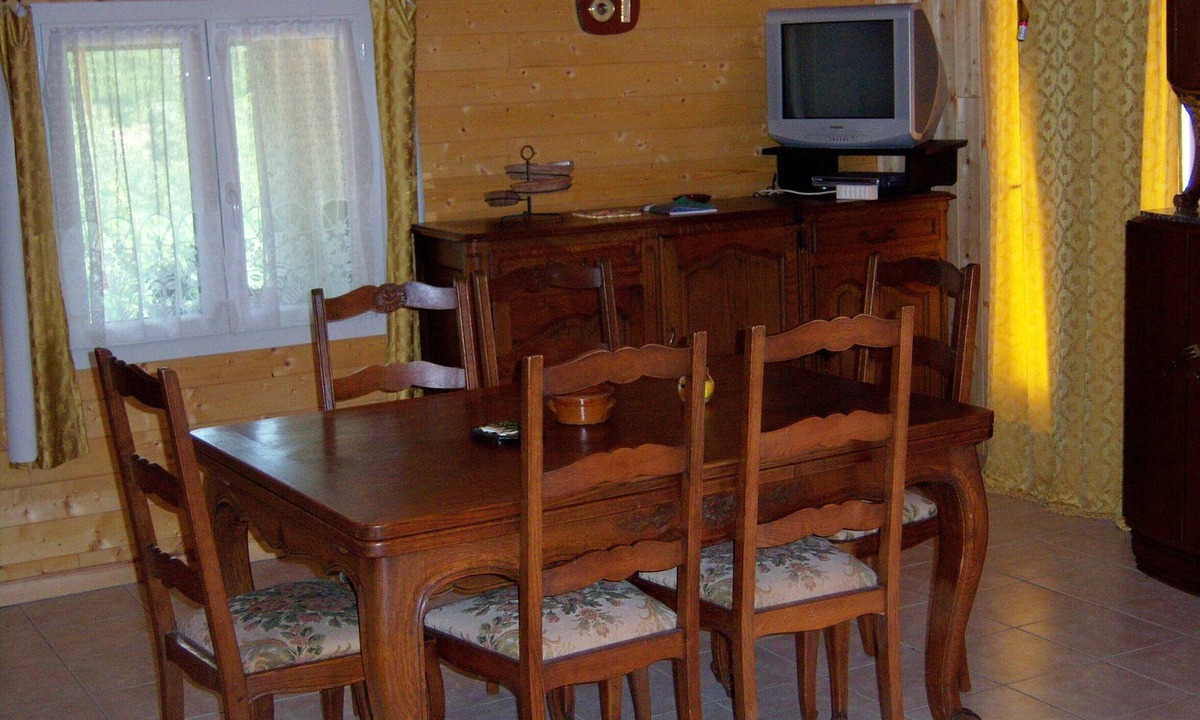 Saint-Privat-du-Dragon House | cottage in gilles coste