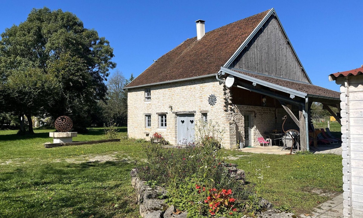 Saint-Sulpice Cottage | Cottage in the Valley, private garden, capacity 6 pers.