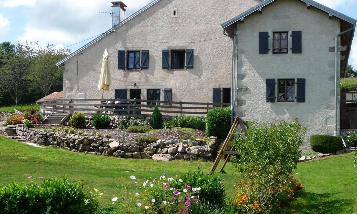 Francourt Cottage | Cottage in Vosges nature, pets allowed, terrace, pellet stove