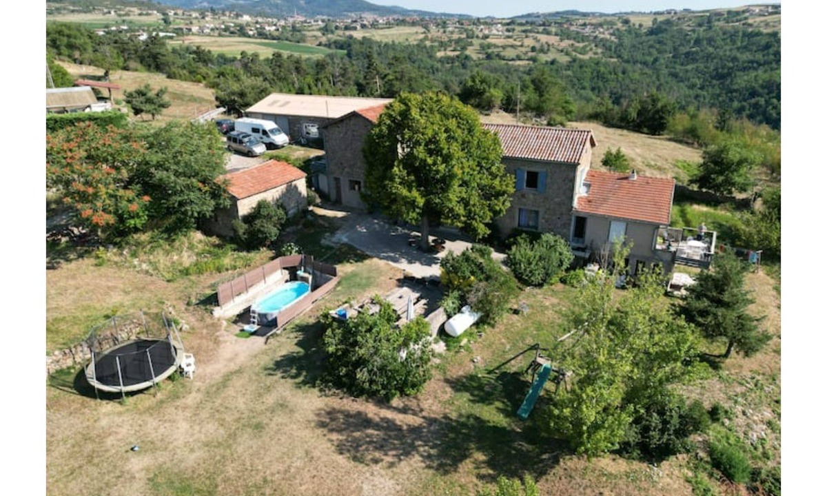 Ruisset House | Cottage on the farm with stunning views