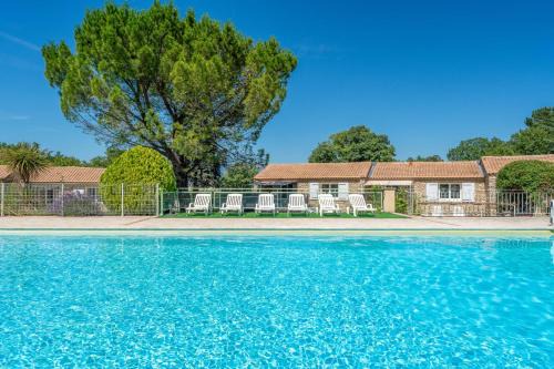 La Roque-sur-Pernes House | Cottage with garden in a quiet setting n8