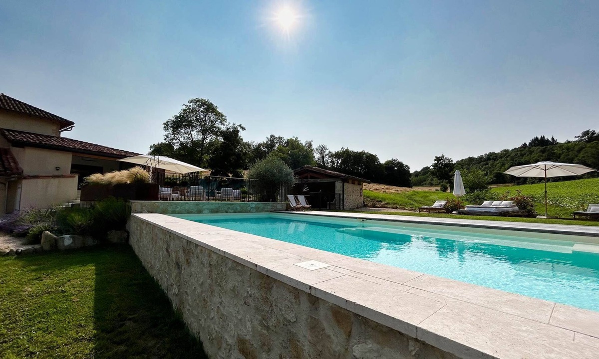 Castelnau-Barbarens House | Country house - Swimming pool & air-conditioned comfort - short stay