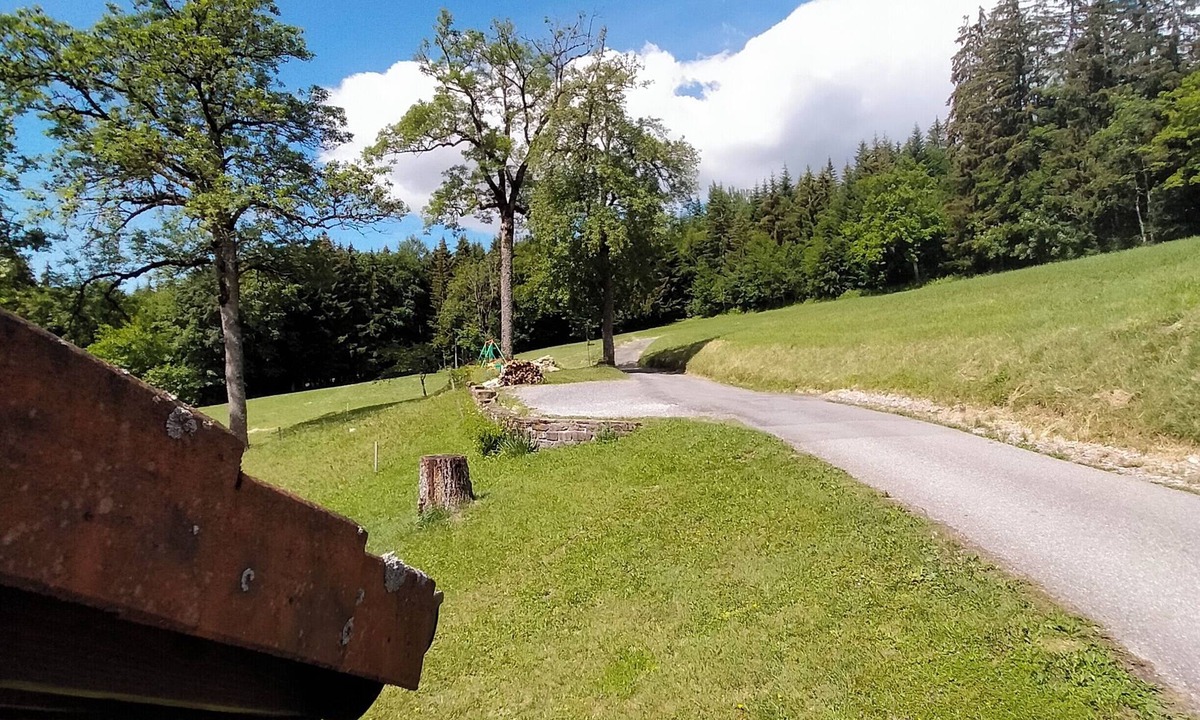 Viuz-en-Sallaz House | Country house on the edge of the woods in a quiet hamlet