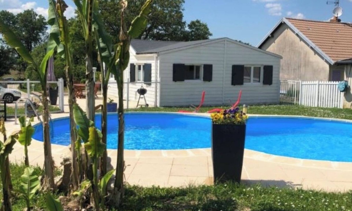 Velet House | Country house with a change of scenery