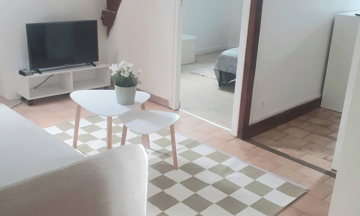 Villeneuve-Saint-Georges Apartment | Cozy apartment 20 minutes from Orly and Paris