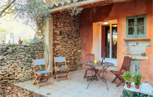Villes-sur-Auzon Apartment | Cozy Apartment In Villes Sur Auzon With Wifi