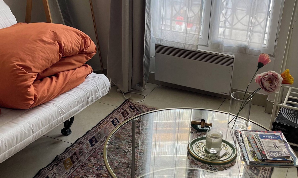 Quartier de la Chapelle Apartment | Cozy & cute studio pied-à-terre 15 min away from Montmartre Paris
