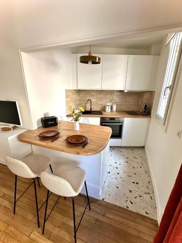 Combat Apartment | Cozy Parisian Apartment newly renovated