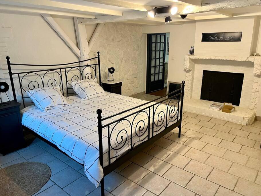 Paroisse Saint-Augustin-de-Chaux Apartment | DOLE : L ATELIER DES RÊVES