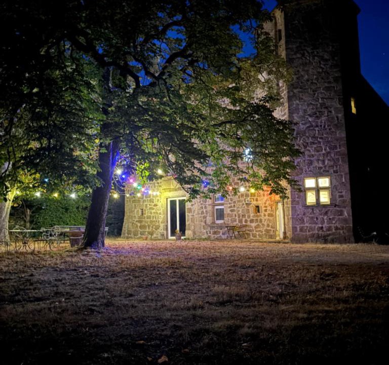 Beauzac Bed & Breakfast | Domaine De La Dorlière