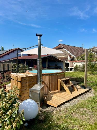 Vitrey-sur-Mance House | "Domaine de la Mance" - Grand gîte avec terrasse, jardin et bain nordique inclus