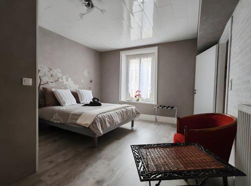 Forges-les-Bains Apartment | Domaine Du Hêtre - Meublé T2