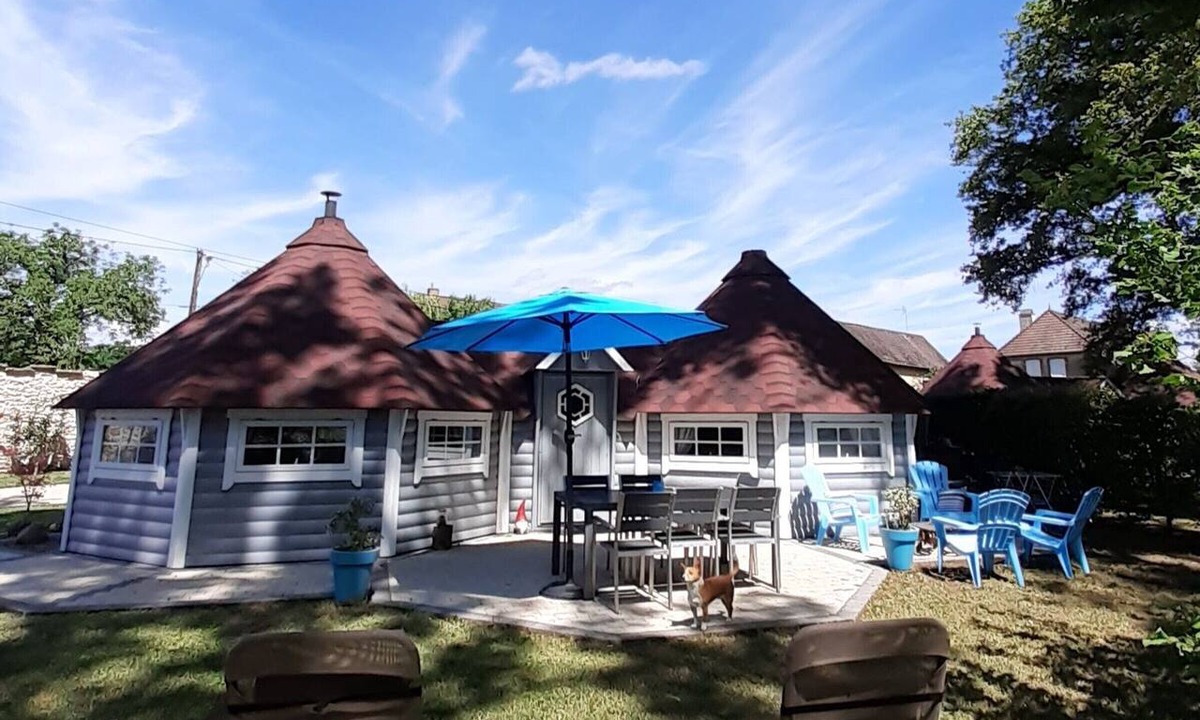 Mantoche Cottage | Double Kota in Mantoche: Peaceful Retreat for 4