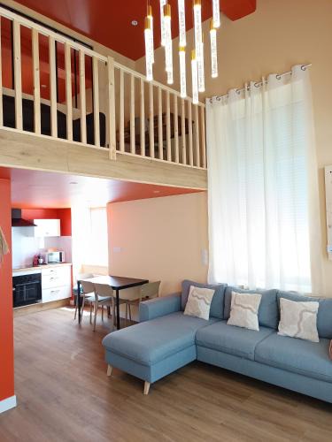 Joncy Apartment | Duplex accès de plein pied, spacieux lumineux