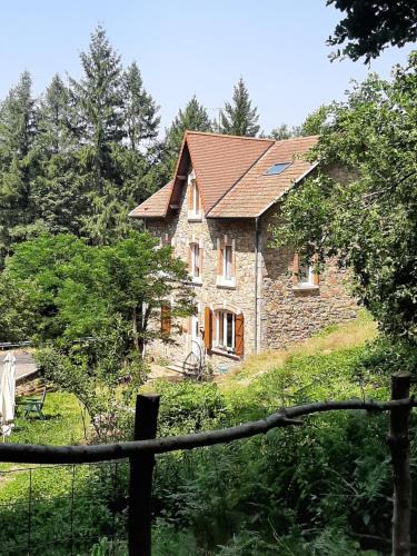 La Monnerie-le-Montel House | E lu chantauziau