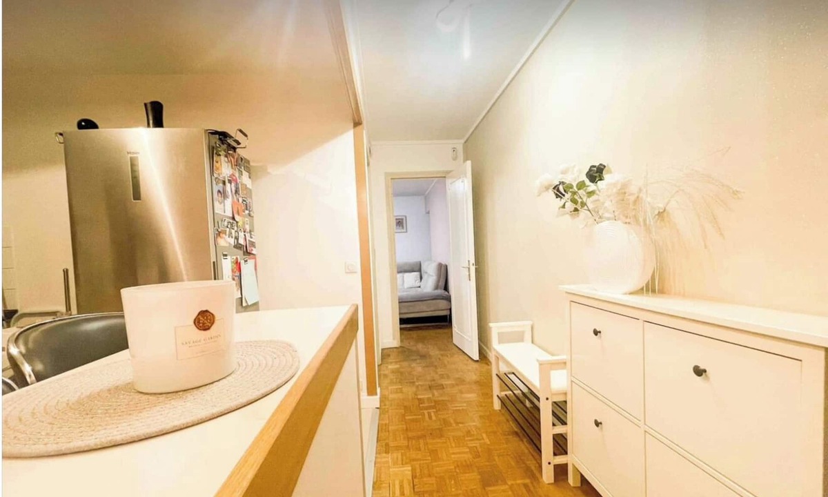 Louis Bertrand-Mirabeau-Semard Apartment | Elegant 2BR Apartment with Balcony & Free Parking