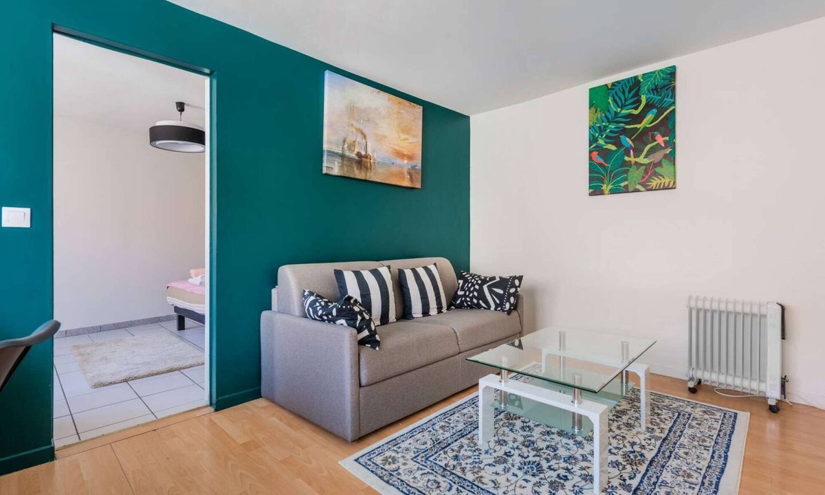 Alfortville Apartment | Entire rental unit in Alfortville, France
