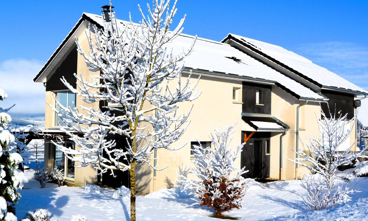Bians-les-Usiers Villa | Escape to a Charming Villa in Haut-Doubs.