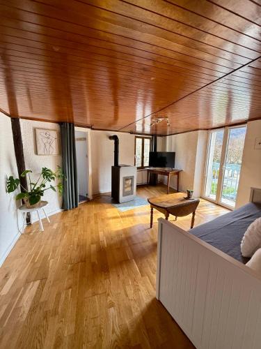Vizille Apartment | Face au chateau