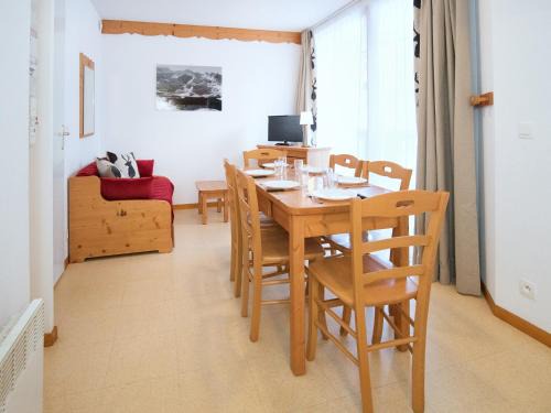Termignon Apartment | Family apartment with balcony