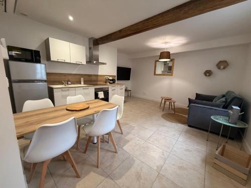 Lancie Apartment | Fleurie Appartement T2
