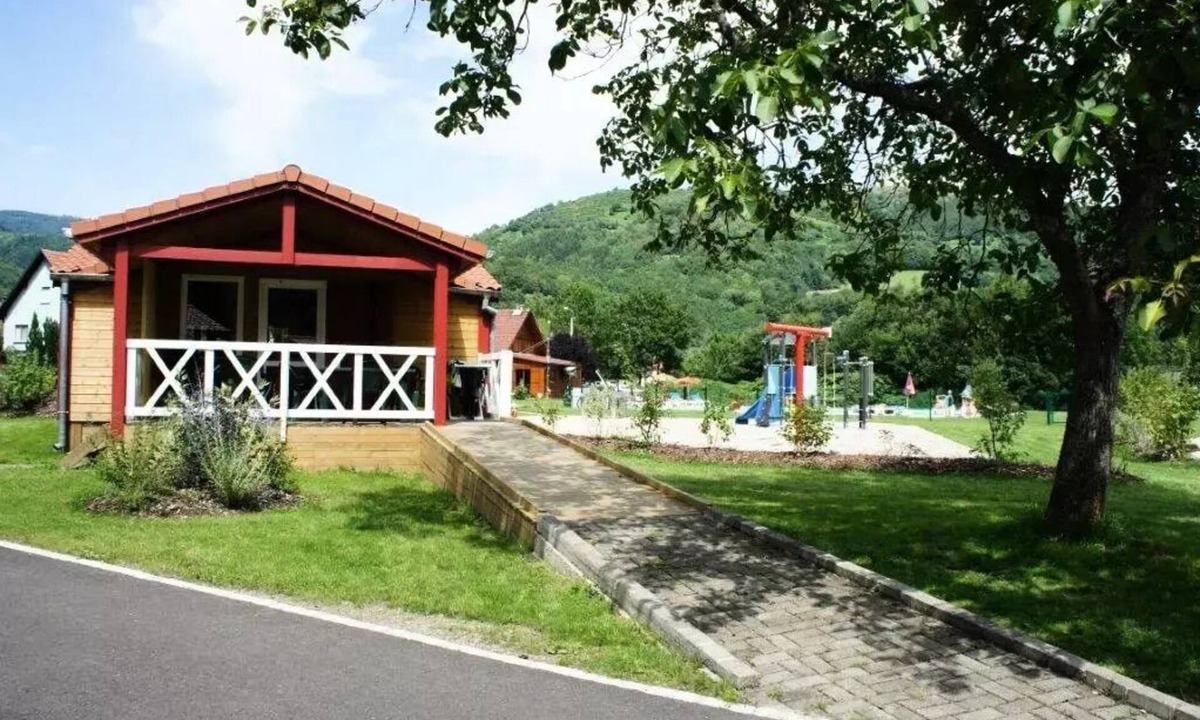 Ranspach Ski Chalet | Flower Camping Les Bouleaux * - Chalet CONFORT 35 m2 (2 bedrooms) + covered terrace - Suitable for people with reduced mobility 6 people