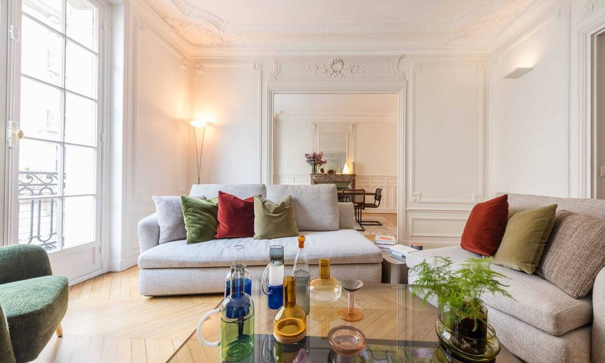 6th Arrondissement Apartment | Four Saint Germain - Elegant & Spacious 3 BDR Apartment in the Heart of Saint Ge