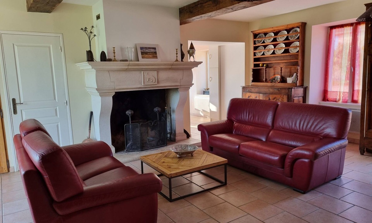 Saint-Bonnet-de-Vieille-Vigne House | Gîte de Fougère, swimming pool, sauna, gym, fishing