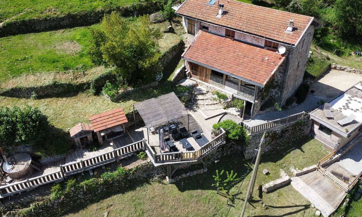 Saint-Cierge-sous-le-Cheylard House | Au Coeur d'Allary,Ardèchoise house with Nordic bath near Dolce Via