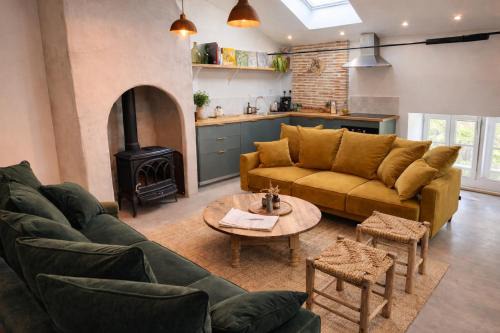 Saint-Jean-Saint-Maurice-sur-Loire House | La grande maison des Pittoresques