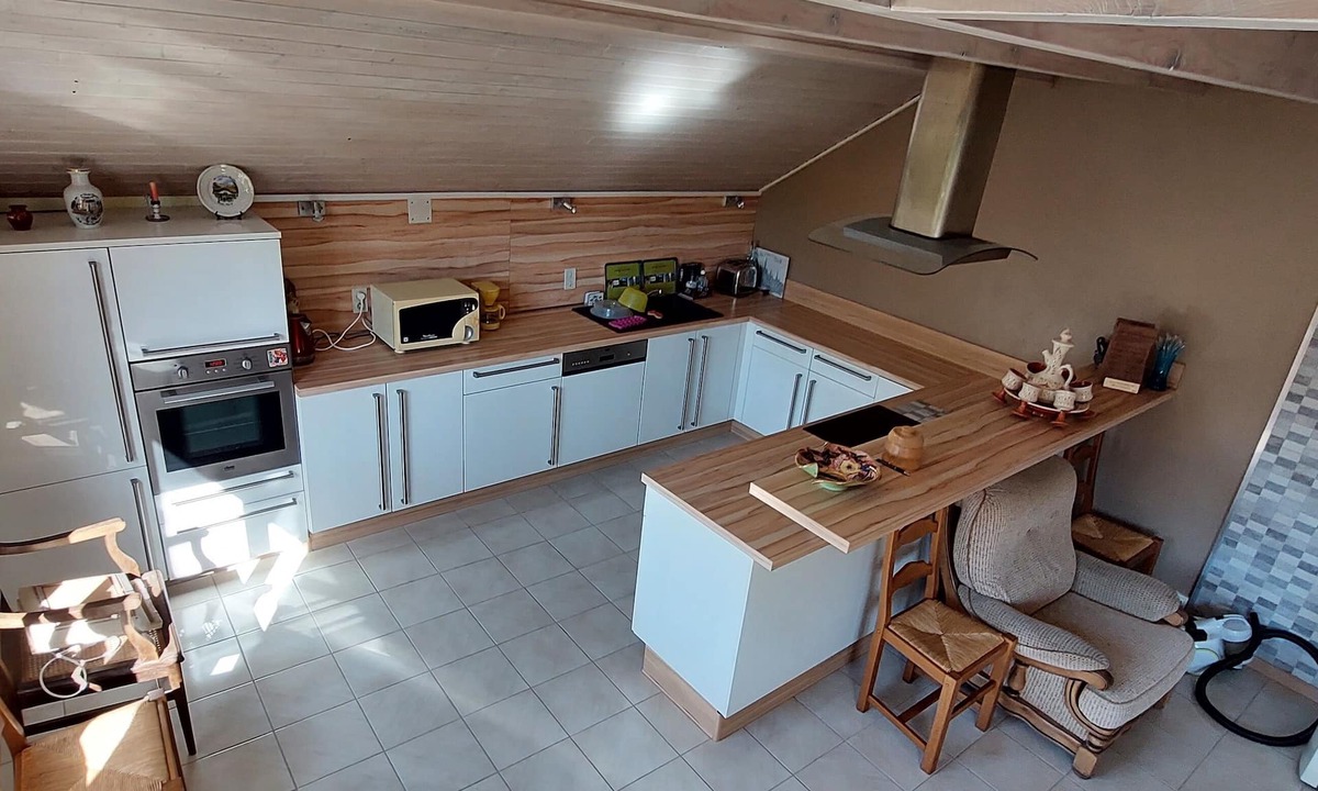 Plancher-Bas Apartment | Fully equipped 120 m² apartment with garden in 30 hectares of private forest