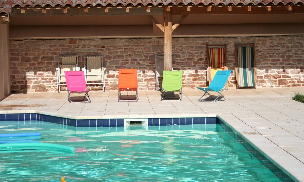 La Truchere House | Fully equipped gîte, ideal for a family, with swimming pool
