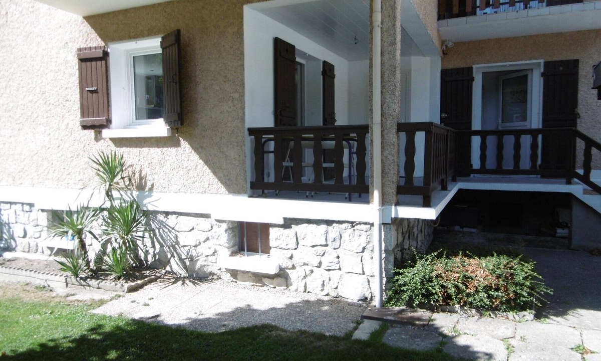 Moutiers Apartment | FURNISHED APARTMENT F3 NEXT RDC VILLA