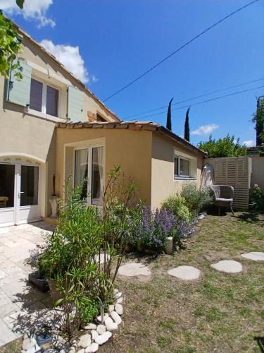 Roche-Saint-Secret Apartment | Gîte Alma Bella- Petite piscine privée chauffée